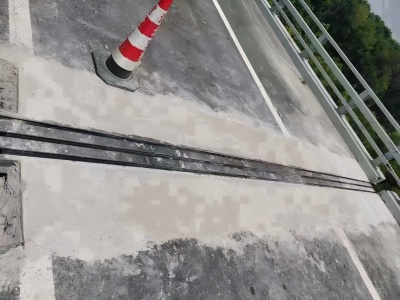 新建伸缩缝更换后浇筑材料快速结构修补料速砼的产品特点及施工流程​